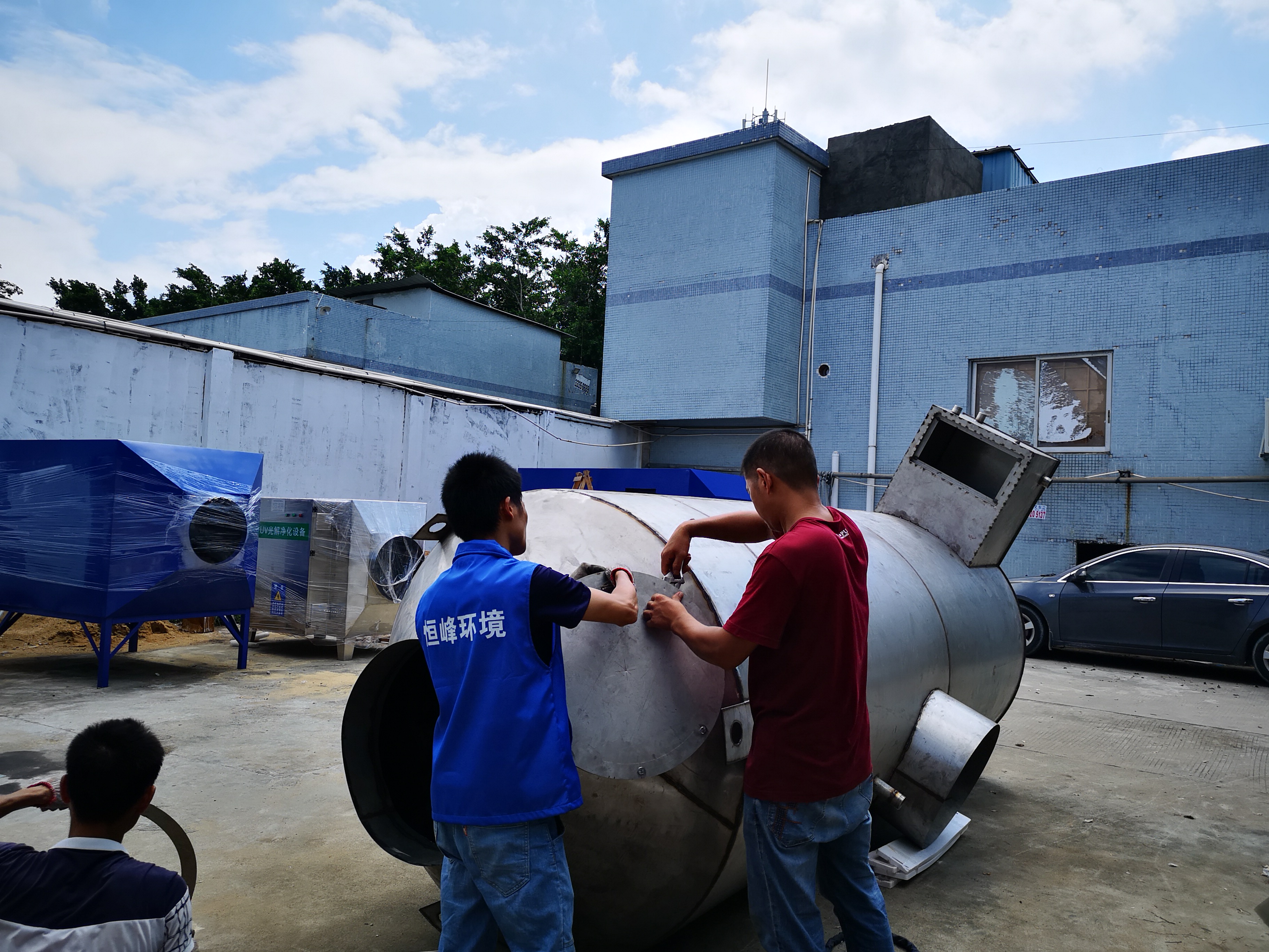 清远市家具厂喷漆房喷漆车间废气处理,广东恒峰蓝喷漆废气处理厂家